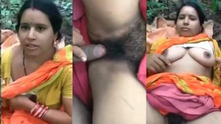Horny Mallu Village Aunty Outdoor Sex Mms